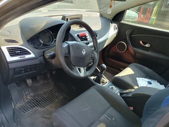 ND - Renault Megane 3 - 5