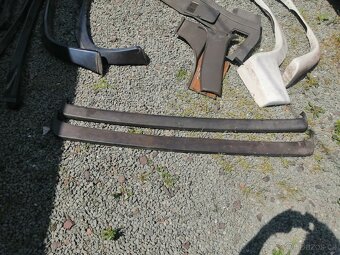 Nissan Terrano 1 D21 Díly - 5