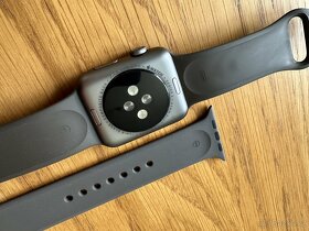 Apple Watch Series 3 - 42mm - 5