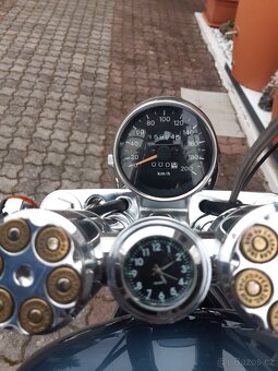 Suzuki VS 1400 Intruder - 5