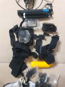 GoPro Hero 3+ a spousta příslušenství - 5