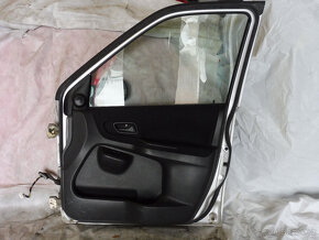 Prodám díly z nebourané SUZUKI IGNIS 4x4, rv: 2005 - 5