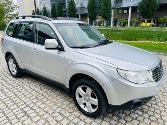 Subaru Forester 2.5i 4x4 AUT VÝHŘEV TAŽNÉ 30 JAHRE COMFORT - 5