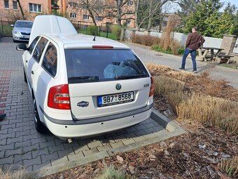 Škoda Octavia combi 1.6 mpi 165000 KM - 5