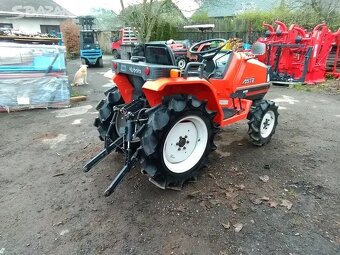 Malotraktor Kubota - 5