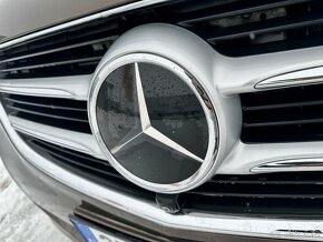 Mercedes V - 5