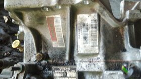 Volvo V70 2.4 D5 2.4 Benzin 147kw, S60 143kw - 5