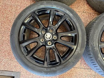 Originální Alu kola 5x112 r17 letní pneu 5mm. - 5
