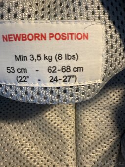 Baby Björn Ergonomické nosítko ONE Silver - 5