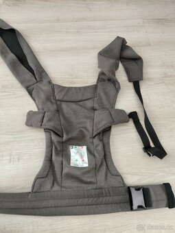 Nosítko Ergobaby embrace - 5