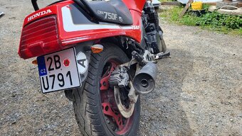Honda CBX 750F - 5