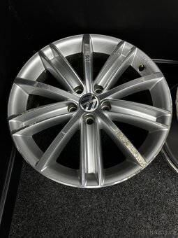 Alu VW Tiguan 5x112 r18 5N0601025D - 5