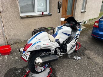 Suzuki Hayabusa - 5