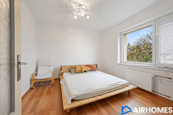 Rodinný dům s dvěma bytovými jednotkami - 5