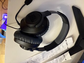 PlayStation 5 + Herní monitor MSI + Herní sluchátka JBL - 5