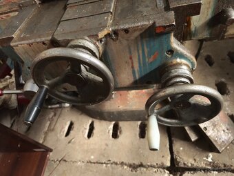 Frézka FA4V s Digitálním odměřováním - 5