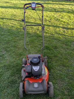 Husqvarna M145SV - motorová mulčovací sekačka s pojezdem - 5