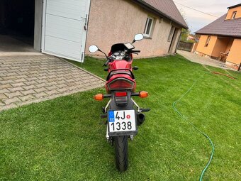 Honda CBR 125r 2006 - 5