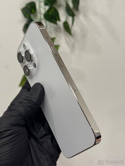 iPhone 14 Pro 128GB stříbrná - 100% baterie - 5