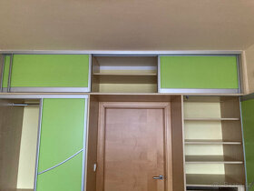 Vestavěná šatní skříň - 5