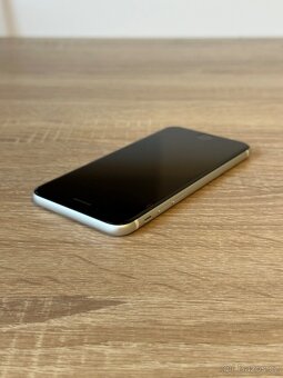 iPhone SE 2020 64 GB BÍLÝ, TOP - 5