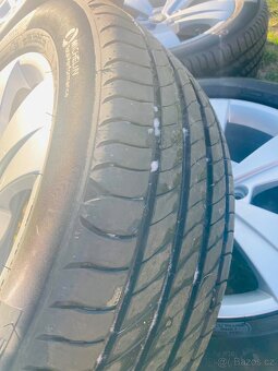 Originální sada Škoda Superb, 215/55 R17, Michelin - 5