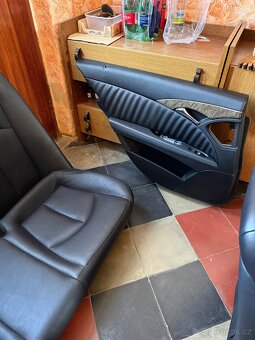 Mercedes Benz W211 kožený interiér , sedačky - 5