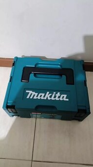 Akučka makita 40v zachovalý stav - 5
