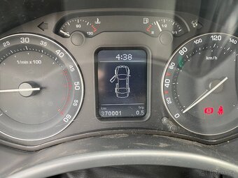 Škoda Octavia 2 combi 2,0 TDI 103kW 2005 6 kvalt - 5