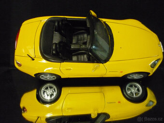 Honda S2000 Maisto 1/18 - 5