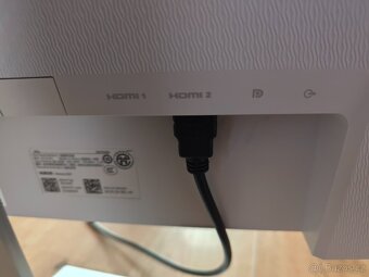 4k LCD monitor Dell S2721QS - 5