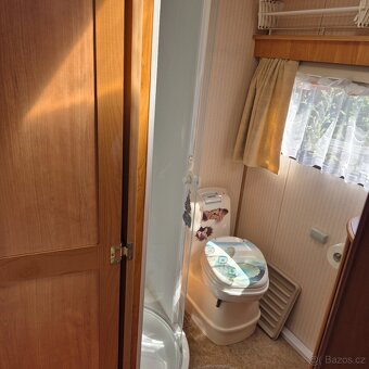 Lehký Anglický karavan - 5