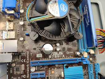 POČÍTAČ INTEL i3-3210, KINGSTOn 120GB SSD WIN PRO - - 5