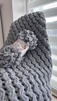 Puffy deka - pastelini grey (200x200) - 5