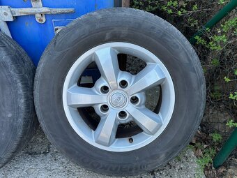 17" Orig. alu sada Kia Sorento 5x139,7 245/65R17 - 5
