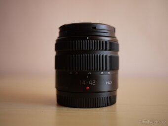Panasonic Lumix 14-42mm f/3.5-5.6... - 5
