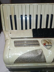Pianová harmonika Lignatone MADE IN CZECHOSLOVAKIA MELODIE 3 - 5