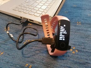 Sportovní hodinky + bluetooth bednička - 5