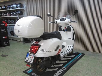 Piaggio Vespa GTS 125 Super - 5