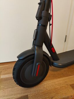Xiaomi Scooter 4 EU zánovní elektrokoloběžka, až 30 km/h - 5