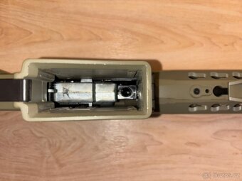 Airsoftová zbraň M4 - 5