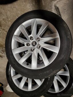 Alu kola Škoda,Stratos 215/55 R17 - 5