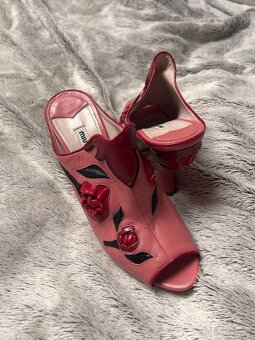 Sandály kožené Miu Miu vel. 39,5 sleva - 5