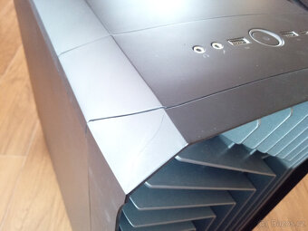 Fractal Design Torrent Black Solid/Big Tower/Černá - 5