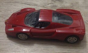 Modely Ferrari - 3 - 5