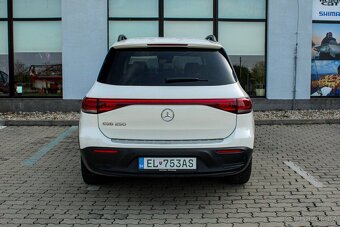 Mercedes-Benz EQB 250 - 5