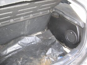 Prodám díly na Citroen C4 2.0ben 130KW R.V04 - 5