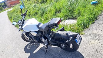 Honda CB1000r - 5