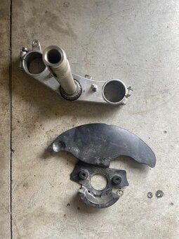 Spodní brýle suzuki gsxr 1000 / 2004 - 5