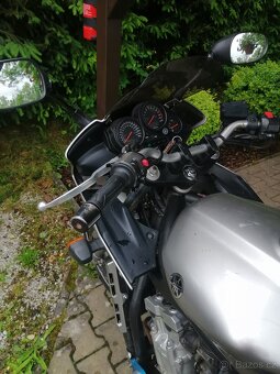 YAMAHA Fazer FZS 1000 - 5